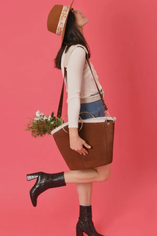 Maradji Crossbody Bags^Amy Sherpa